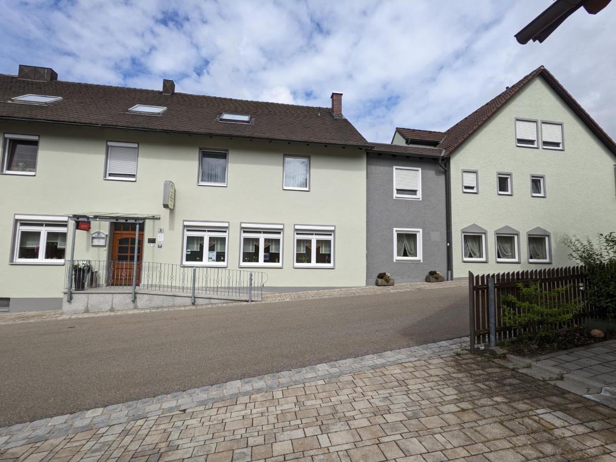 Zum Schwarzen Baeren Hotel Vohenstrauss Eksteriør billede