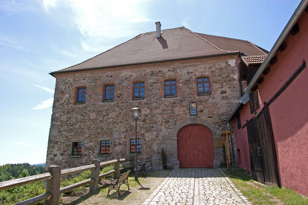 Zum Schwarzen Baeren Hotel Vohenstrauss Eksteriør billede